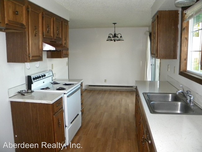 Building Photo - 304 N 17th St