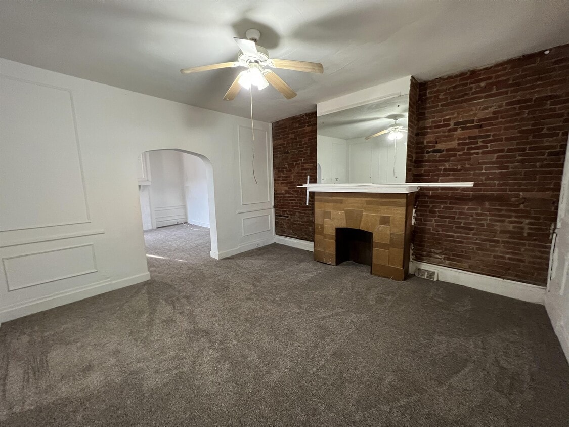 75 Knox Ave, Pittsburgh, PA 15210 House for Rent in Pittsburgh, PA