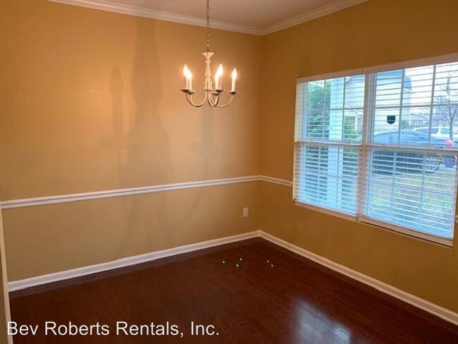 Foto del edificio - 5 br, 3.5 bath House - 6305 Paint Rock Lane