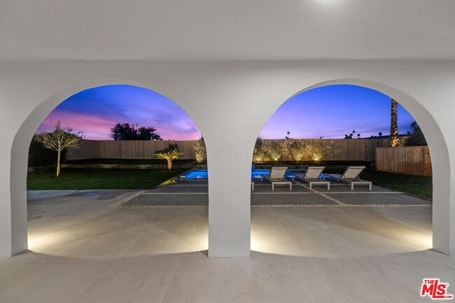 Building Photo - 80100 Vista Grande