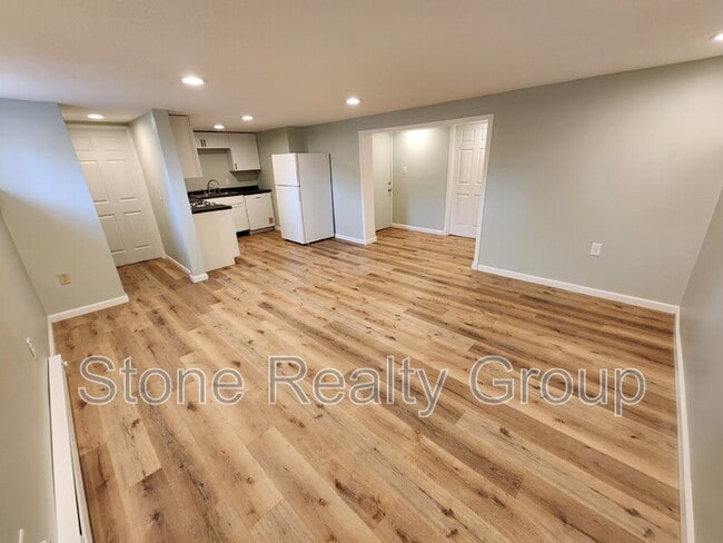 Building Photo - 1527 Ohio St