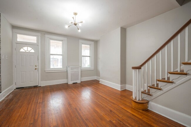 Building Photo - 4915 N 11th St