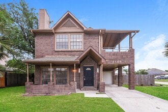 Building Photo - 2106 Hazyknoll Ln