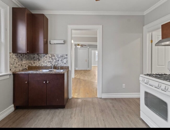 Building Photo - 2220nHoltonM