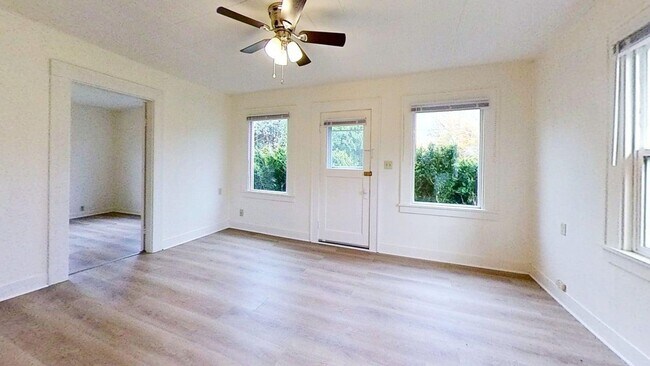 Foto del edificio - Charming Country Home in Silver Creek