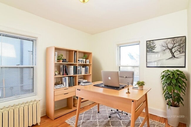 Building Photo - 1067-1069 Saint Clair Avenue