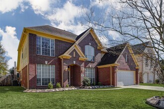 Building Photo - 155 Perfidia Dr