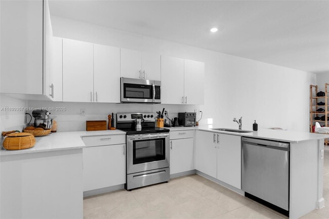 Building Photo - 12932 SW 286th Terrace