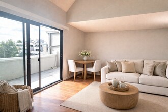 Building Photo - 3 Embarcadero W