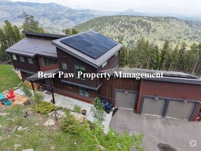 Building Photo - 1620 Saddle Ridge Dr