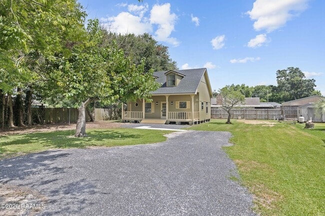 Building Photo - 708 Patrick Dr