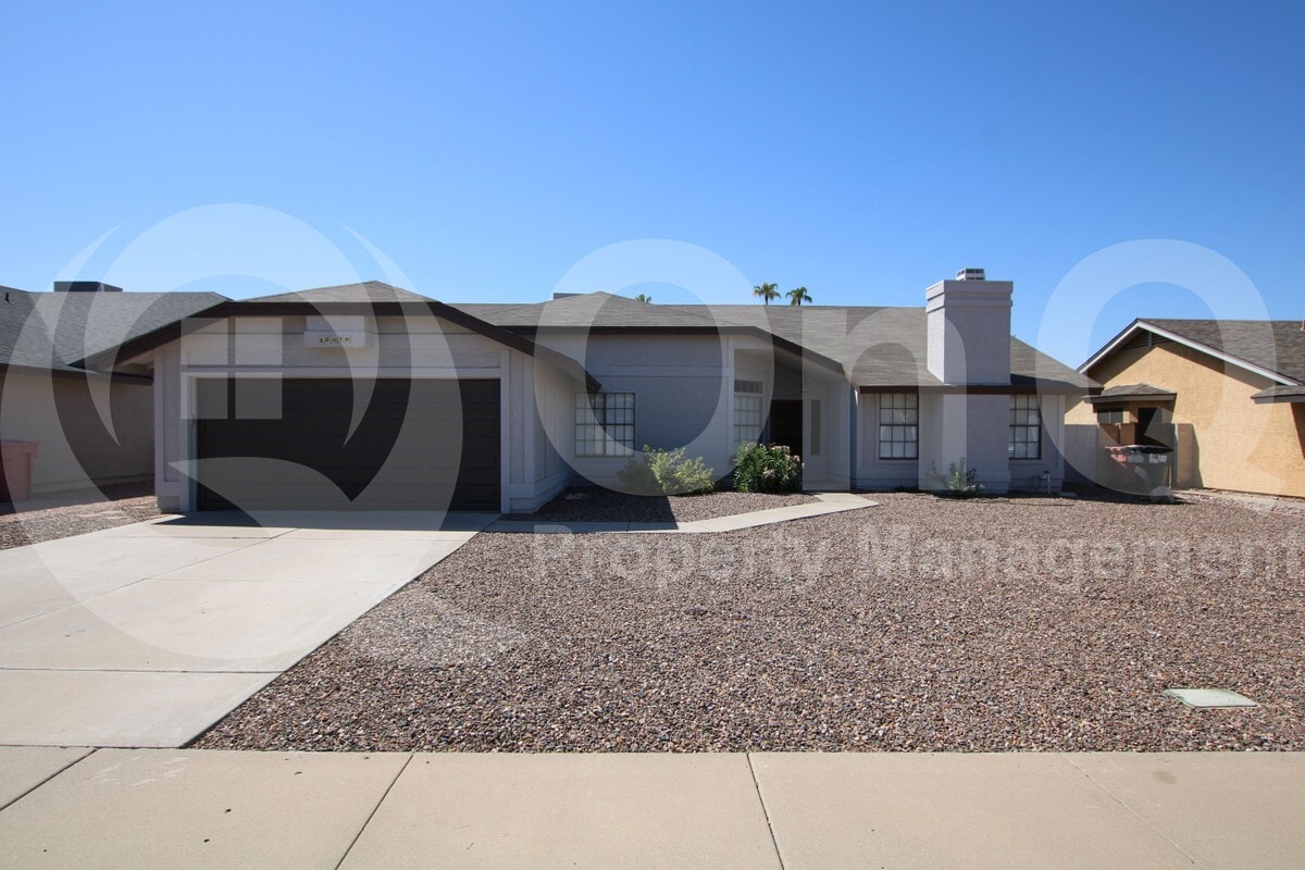 Primary Photo - 10879 E Kalil Dr