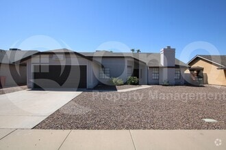 Building Photo - 10879 E Kalil Dr