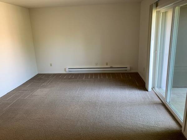 Building Photo - We are offering FREE RENT!!!