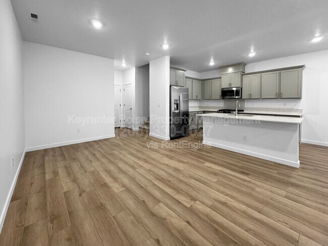 Building Photo - 4120 W Perspective St