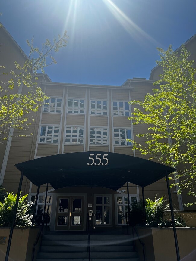 Photo - 555 10th St Apartment