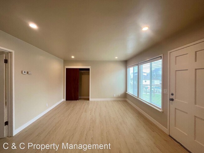 Building Photo - 1 br, 1 bath House - 637 2nd St