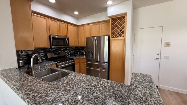Foto del edificio - 8382 E Truckee Way