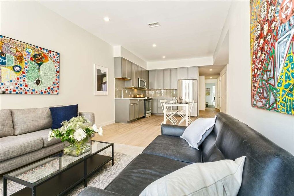 Foto principal - 400 Washington Blvd