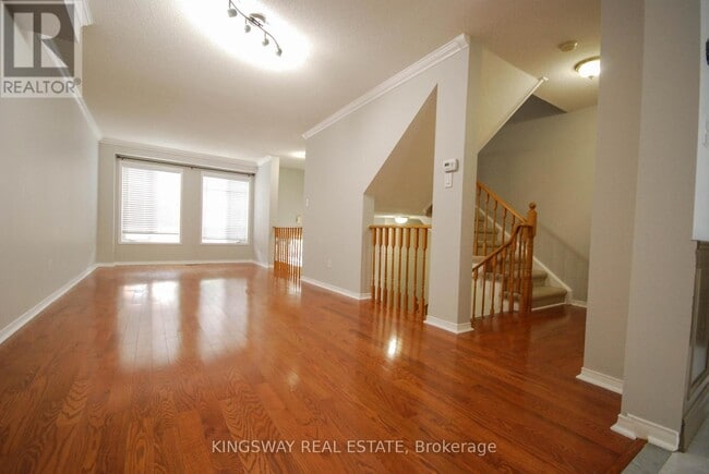 Photo du bâtiment - 1480 Britannia Rd W
