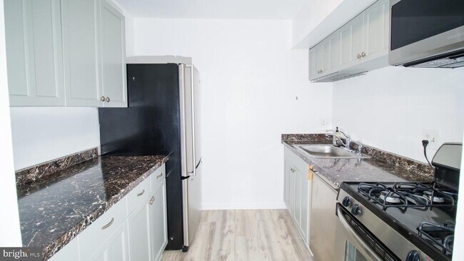 Foto del edificio - 11602 Vantage Hill Rd