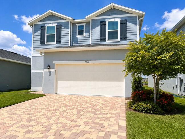 Foto del edificio - Spacious 2 Story Home - 4BR/ 2.5BA/ 2 Car Garage in Parrish