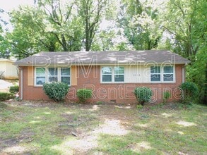Building Photo - 3016 Myra St