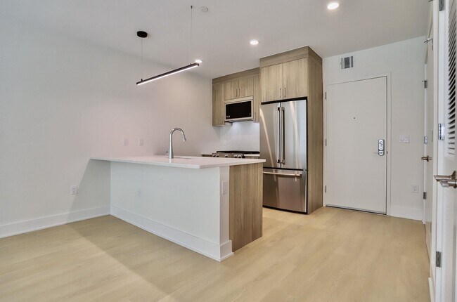 Foto del edificio - 303 Madison St