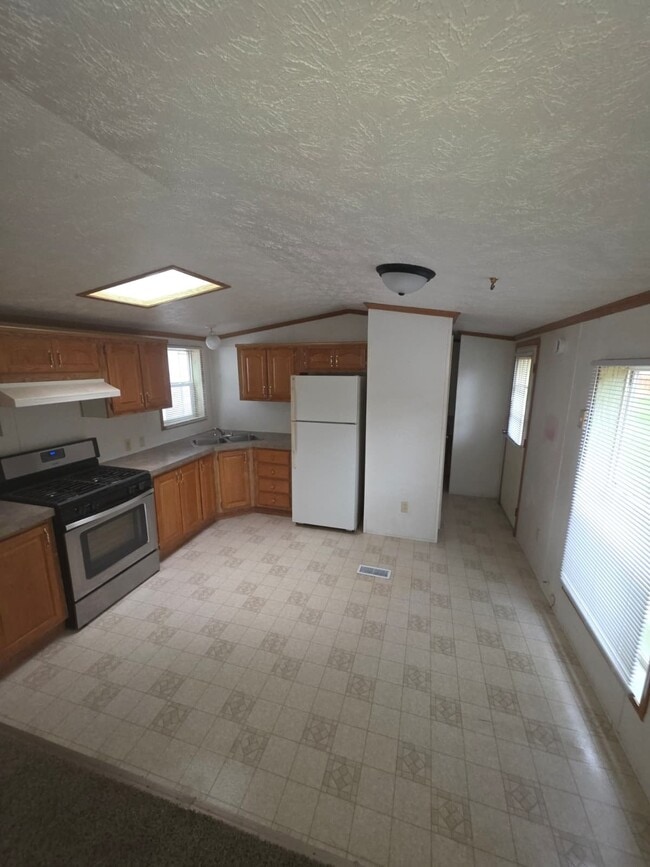 Building Photo - 4745 Marshall Ct
