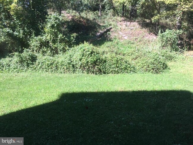 Building Photo - 115 Swearingen Way