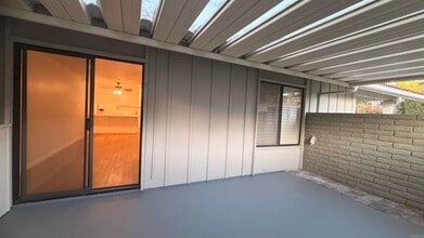 Building Photo - 3086 Via Serena N