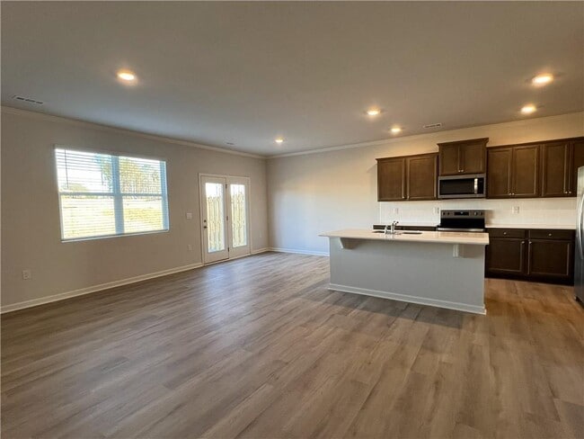 Building Photo - 59 Hughes Pl Dr