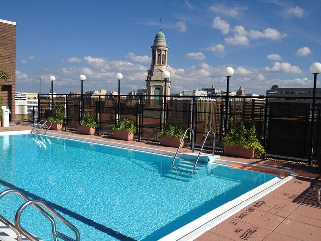Foto del edificio - 1420 N St NW