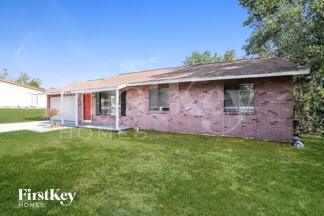 Building Photo - 2084 Everest St
