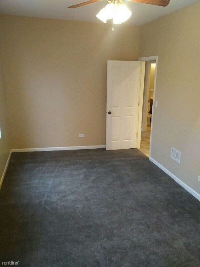 Foto del edificio - 8739 S Cottage Grove Ave