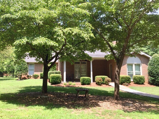 Front view of the home - 3251 Pugh Rd