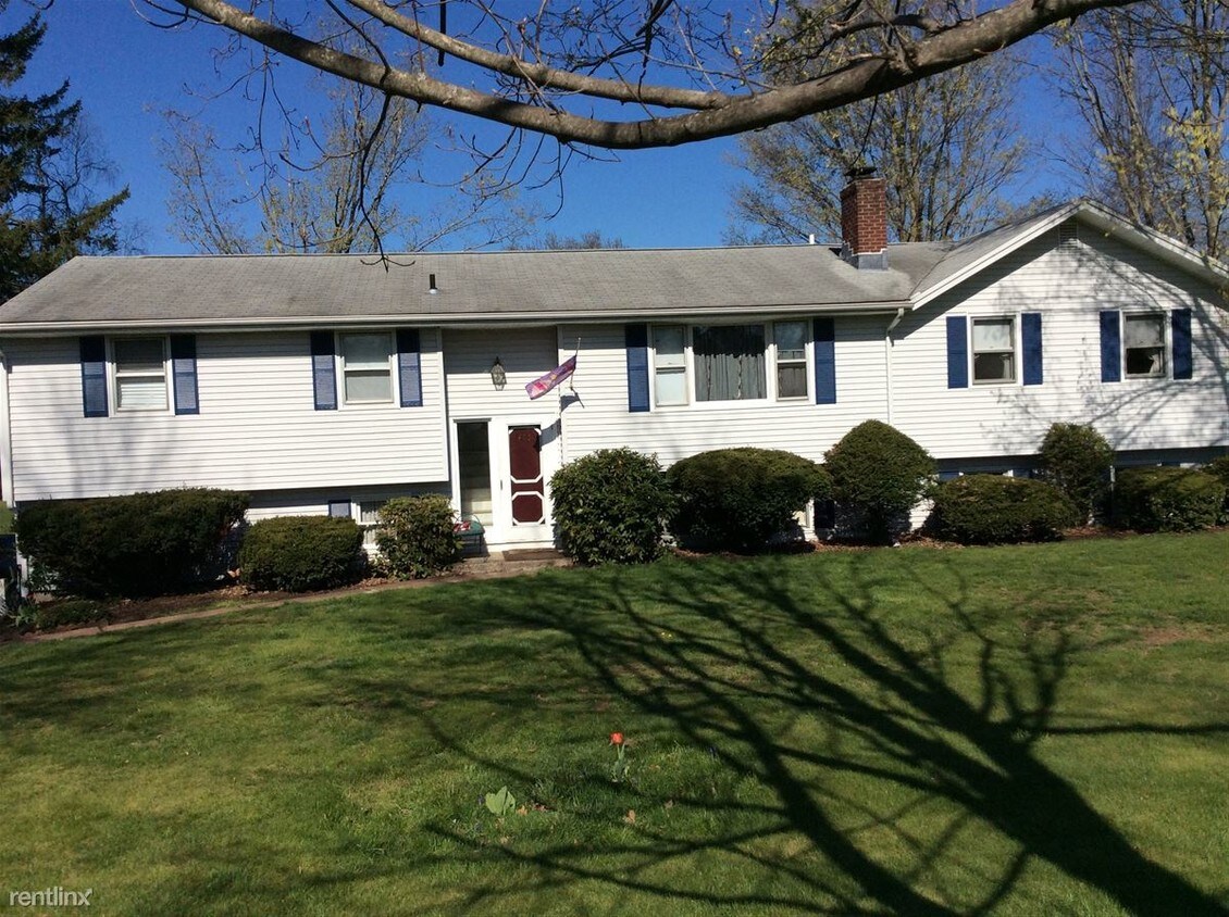 Primary Photo - 405 Williams Rd