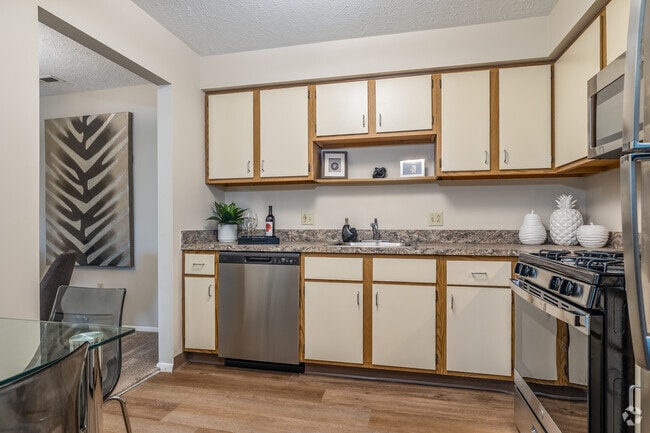 Interior Photo - Oakwood Apartments