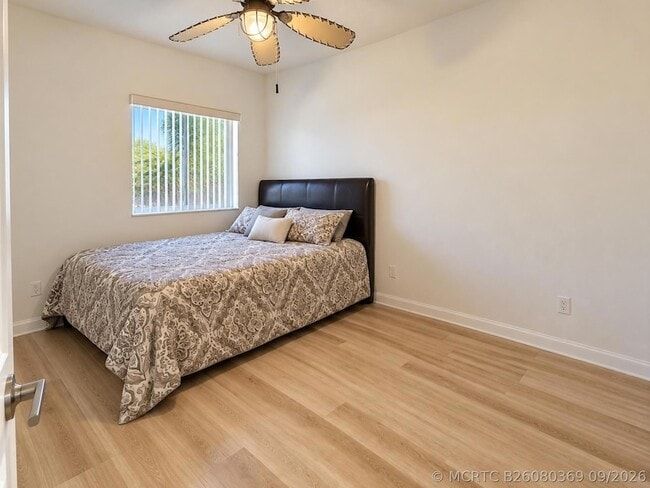 Building Photo - 2405 Windjammer Way