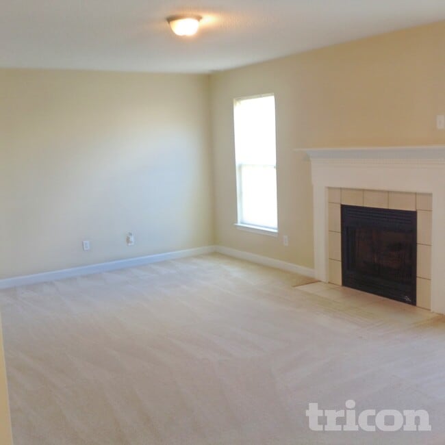 Foto del edificio - 7117 Red Bud Cir