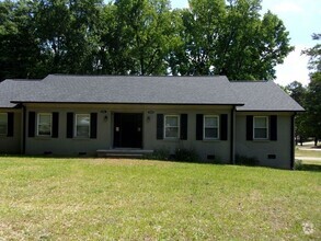 Building Photo - 1240 N Dobys Bridge Rd