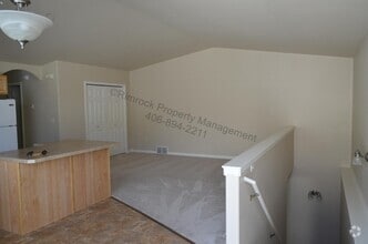 Building Photo - 1630 Wicks Ln