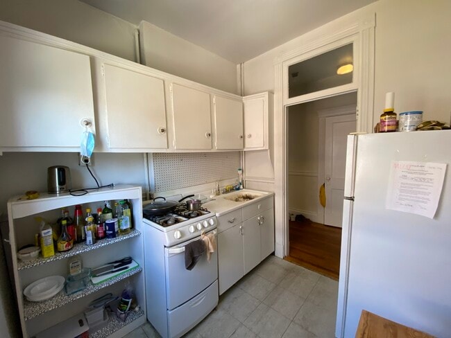 Building Photo - 15 Walbridge St