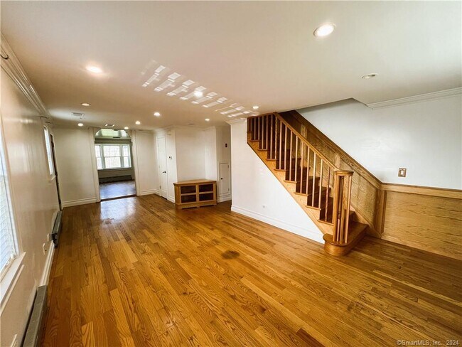 Building Photo - 64 Beacon View Dr