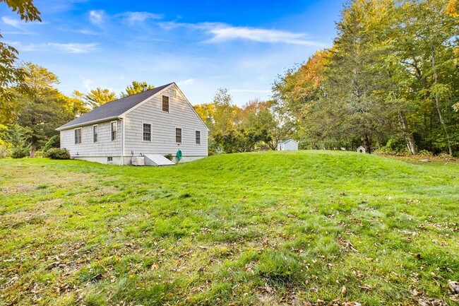 Building Photo - 66 Mann Lot Rd