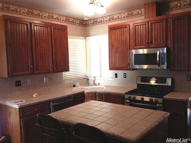 Building Photo - 1538 Owens Valley Dr