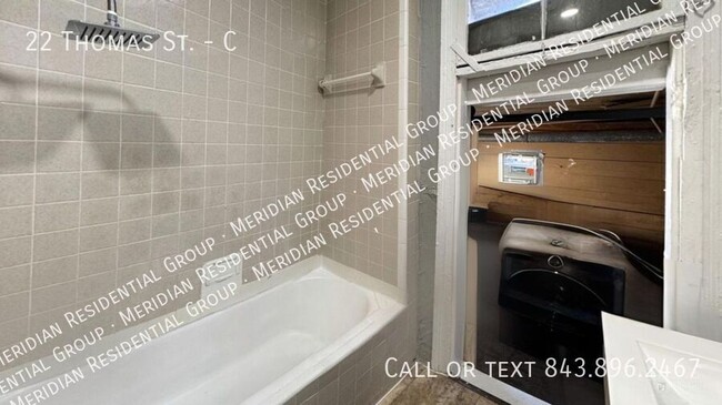 Foto del edificio - Charming 1BR + Study in Downtown Charleston