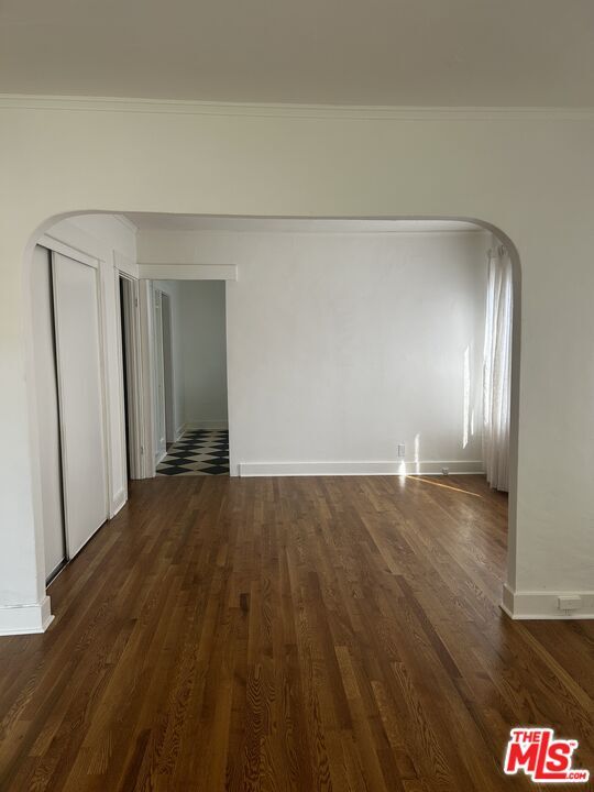 Building Photo - 543 S Chicago St