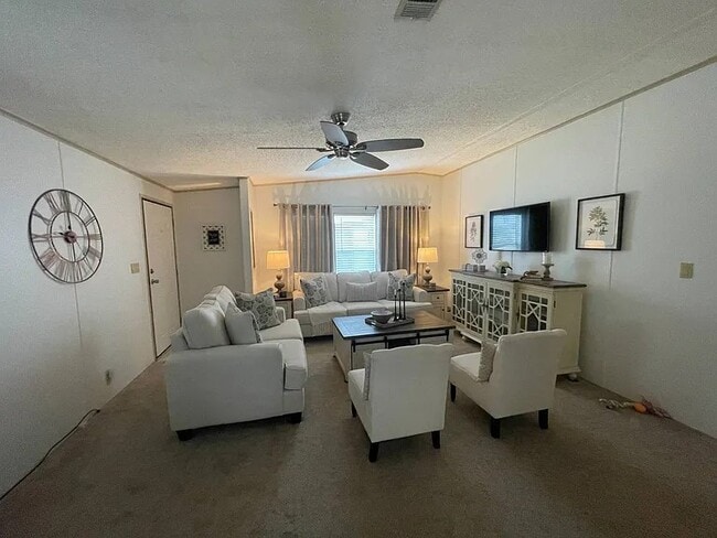 Building Photo - 3009 Sabal Cir