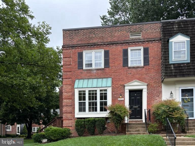 Foto principal - 6626 Hillandale Rd